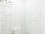 Acogedor estudio sobre jardín con baño en Gracia norte...