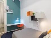 Encantador Habitación en 239 Carrer Gran de Gràcia