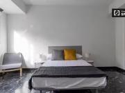 Encantador Habitación luminosa en un apartamento de 8...