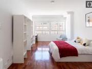 Acogedor Se alquila habitación en piso 7 dormitorios en...