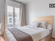 ¡Renta! Se alquila habitación en piso de 8 habitaciones...