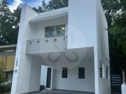 Acogedora Casa con Jardín en Valle de Francisco │ 220m2...