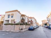 Acogedora Casa Dúplex en Roquetas de Mar Ideal para...