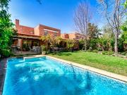 Acogedora casa en condominio consolidado con excelente...