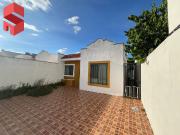 ACOGEDORA CASA EN LA PRIMERA ETAPA DE LAS AMÉRICAS