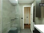 Acogedora habitación con cama doble en alquiler en Gràcia