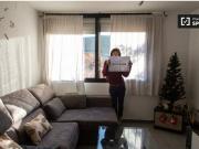 Acogedora habitación en alquiler en apartamento de 2...