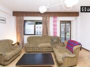 Acogedora habitación en alquiler en apartamento de 4...