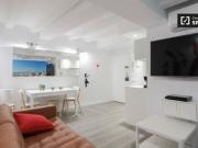 Acogedora habitación en alquiler en apartamento de 4...