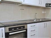 Acogedora habitación en alquiler en apartamento de 4...