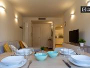 Acogedora habitación en alquiler en apartamento de 5...