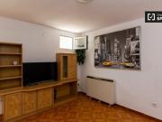 Acogedora habitación en alquiler en casa de 2...