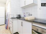 Acogedora habitación en alquiler en un apartamento de 5...