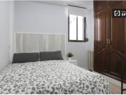 Acogedora habitación en alquiler en un apartamento de 8... Acogedora habitación en alquiler en un apartamento de 8...