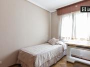 Acogedora habitación en apartamento de 3 dormitorios en...