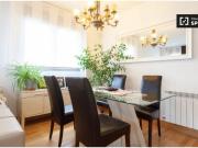 Acogedora habitación en apartamento de 3 dormitorios en...