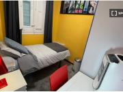 Acogedora habitación en apartamento de 5 dormitorios en...