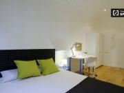 Acogedora habitación en apartamento de 7 dormitorios en...
