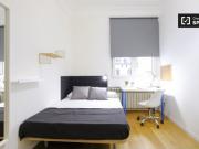 Acogedora habitación en apartamento de 7 dormitorios en...