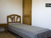 Acogedora habitación en apartamento de 7 dormitorios en...