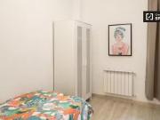 Acogedora habitación en apartamento de 8 dormitorios en...