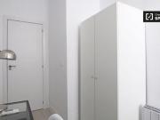 Acogedora habitación en piso de 10 habitaciones en...