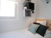 Acogedora habitación en piso de 5 dormitorios en Gràcia,...