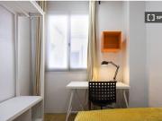 Acogedora habitación en un apartamento de 15...