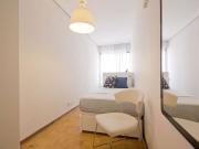 Acogedora habitación en un apartamento de 6 dormitorios...