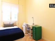 Acogedora habitación en un apartamento de 7 dormitorios...