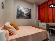 Acogedora habitación en un apartamento de 8 dormitorios...