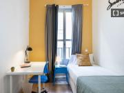 Acogedora habitación en un apartamento de 8 dormitorios...