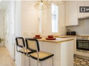 Acogedora habitación individual con baño privado y con...