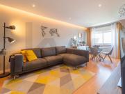 Acolhedor Apartamento T2 Remodelado, 85m2 em Massamá