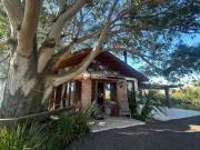 Aconchegante casa de esquina