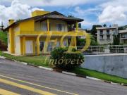 Aconchegante Casa em Condomínio Fechado