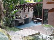 Aconchegante casa em estilo rústico, com 3 dormitórios,...