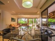 Aconchegante sobrado no Aldeia do Vale