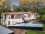 Stylish Single Level Sanctuary in Sought After Mons