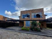ACSI 1088. Casa en venta Mosquera, Caminos de Belén