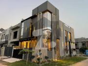 Act Fast! 5 Marla Elegance Near Mosque, Park & Dolmen...