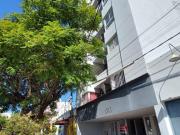 ACTUALIZACION SEMESTRAL! AMPLIO Y LUMINOSO DPTO EN AV...