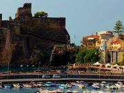 Ad Acicastello,Camere Anche Ad Ore e/o Giornalmente