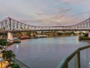 ADMIRALTY TOWERS ONE 2 BED, 2 BATH, 1 CAR UN FURNISHED