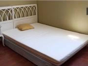 Adorable habitación con cama matrimonial en alquiler en...