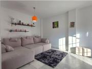 ADOSADA CON PATIOS | HAB. EN PLANTA BAJA | ORIENTACIÓN...