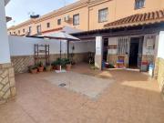 Adosada en alquiler en Dos Hermanas, Vista Azul Consolación