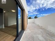 Adosada en alquiler en Serra, PORTACOELI