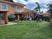 Adosada en venta en Estepona, Ur Las Abejeras