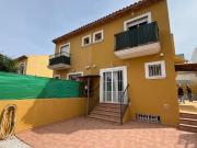 Adosada en venta en La Nucia, Monte Bello